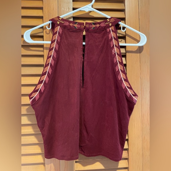 LA Hearts, maroon embroidered crop top, L - Picture 5 of 5
